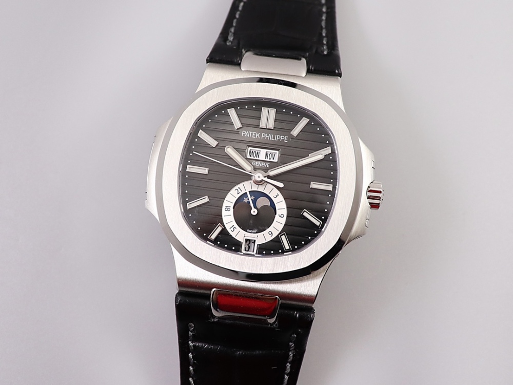 Patek Philippe Nautilus 5726A-001