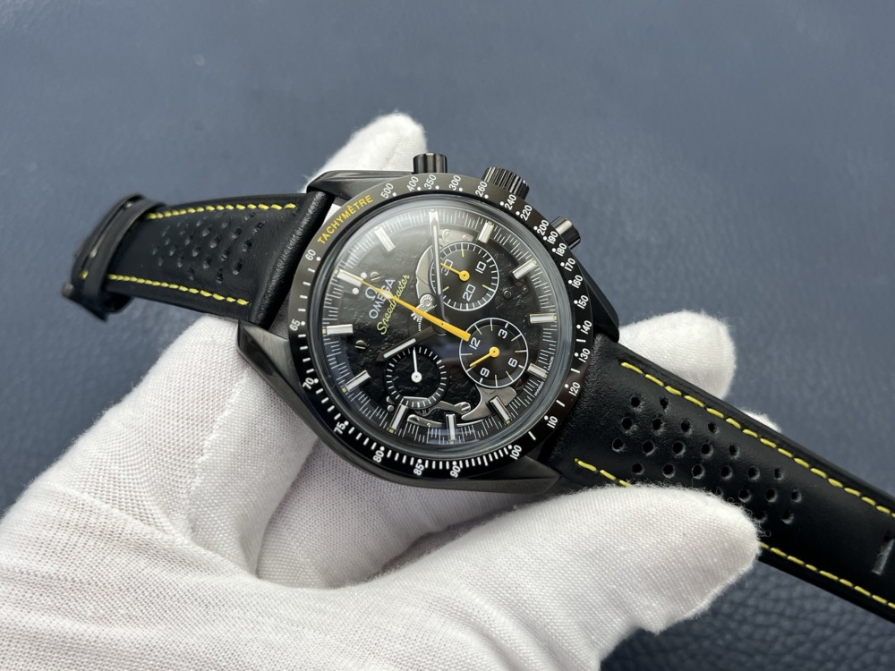 Omega Speedmaster 311.92.44.30.01.001 “Apollo 8” Dark Side of the Moon