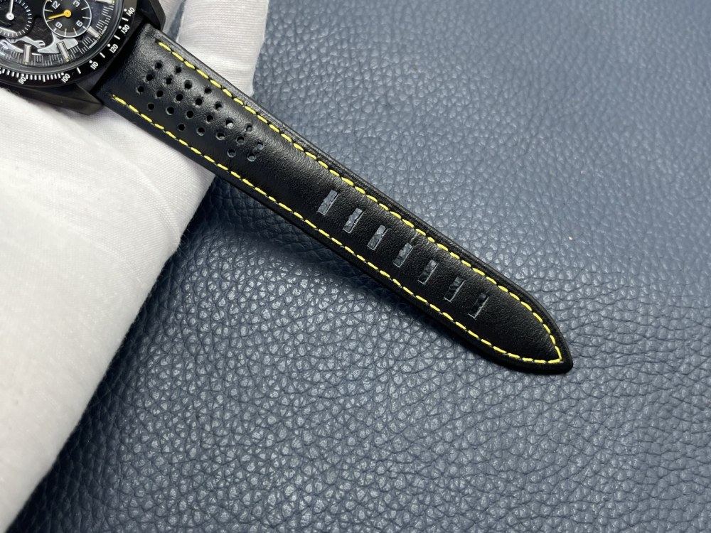 Omega Speedmaster 311.92.44.30.01.001 “Apollo 8” Dark Side of the Moon