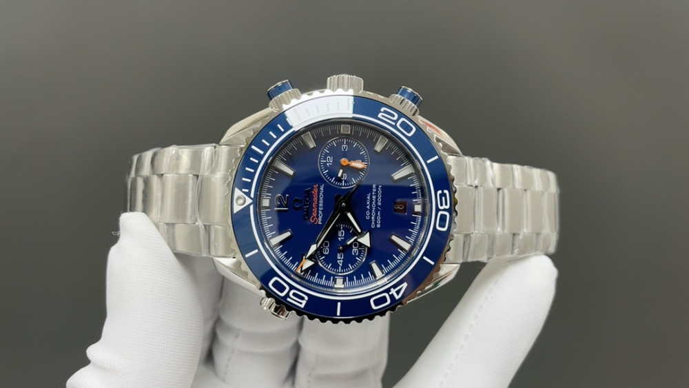 Omega Seamaster Ocean Universe 600m 215.30.46.51.03.001 watch