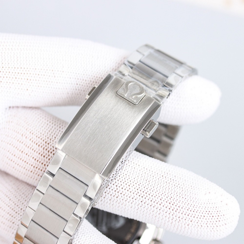 Omega Speedmaster 310.20.42.50.01.001 (Apollo 11 50th Anniversary Limited Edition)