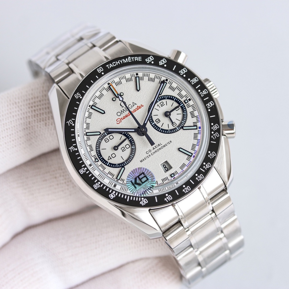 Omega Speedmaster 329.30.44.51.04.001