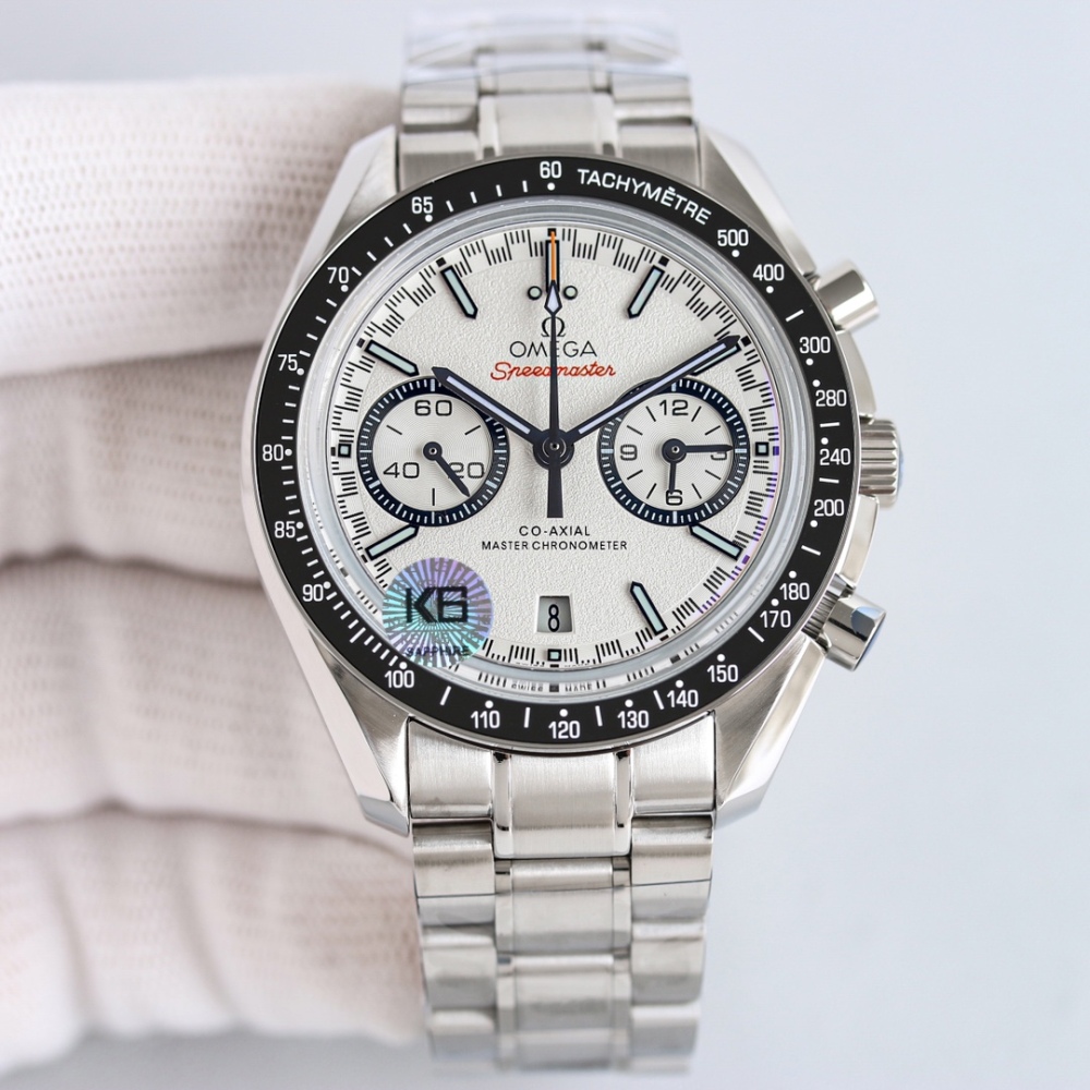 Omega Speedmaster 329.30.44.51.04.001