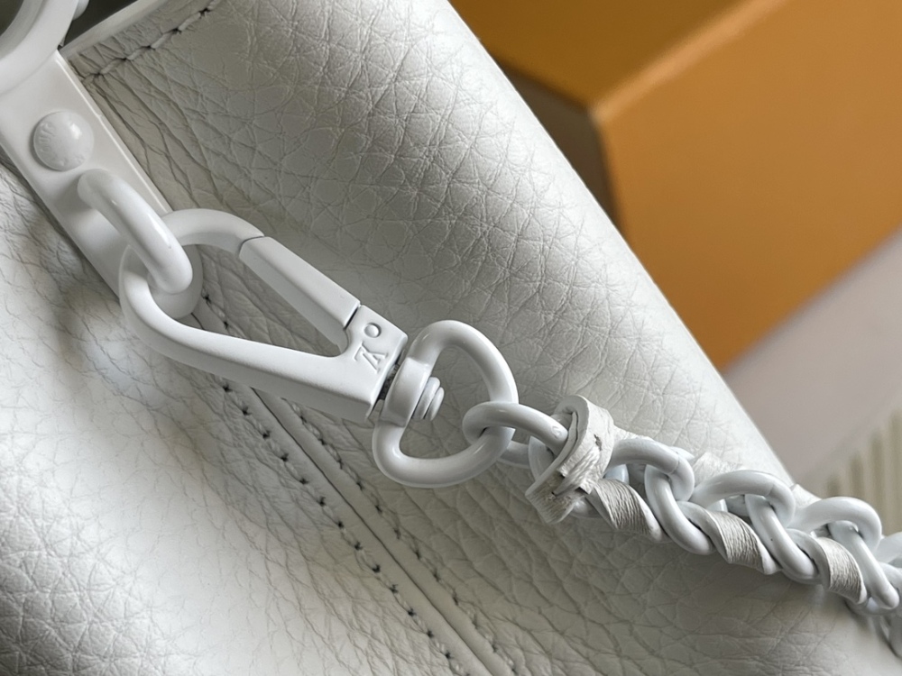 Capucines East-West Mini Bag