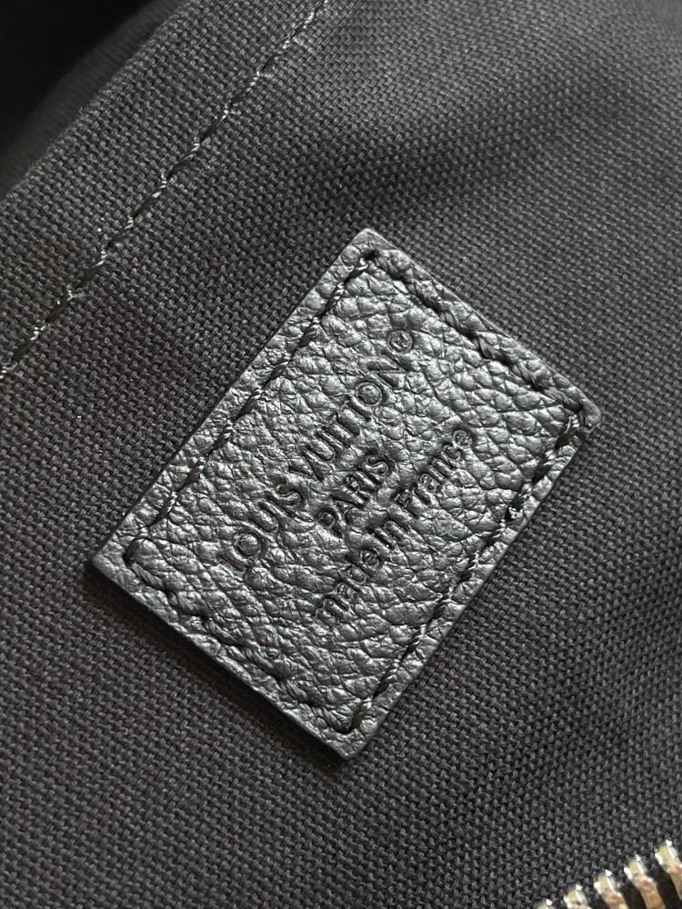 LOUIS VUITTON Speedy 40 Bandoulière Bag
