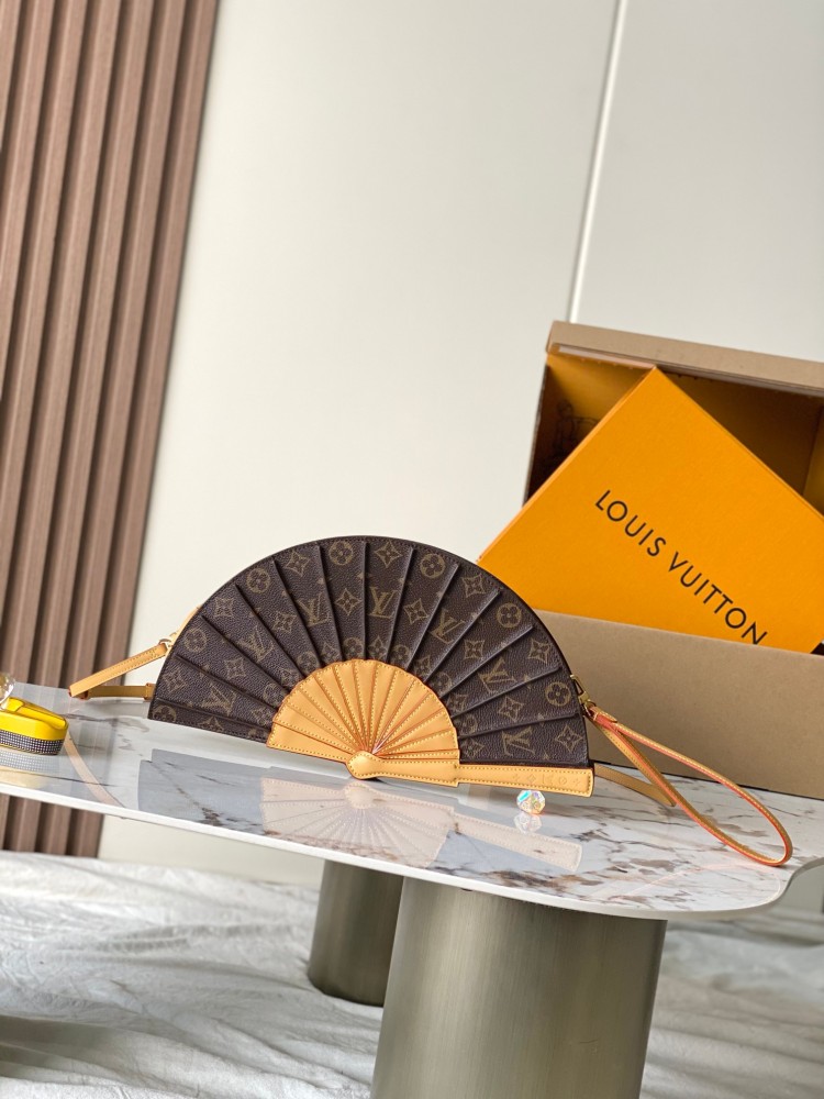 LOUIS VUITTON LV FAN handbag