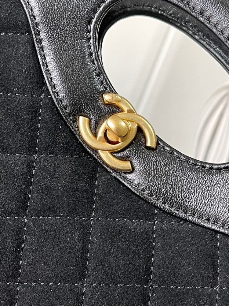 CHANEL 25P 31BAG small