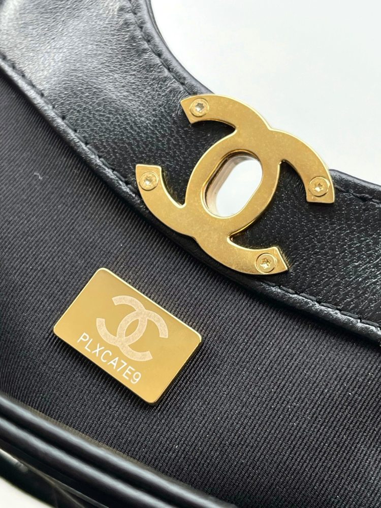 CHANEL 25P 31BAG small