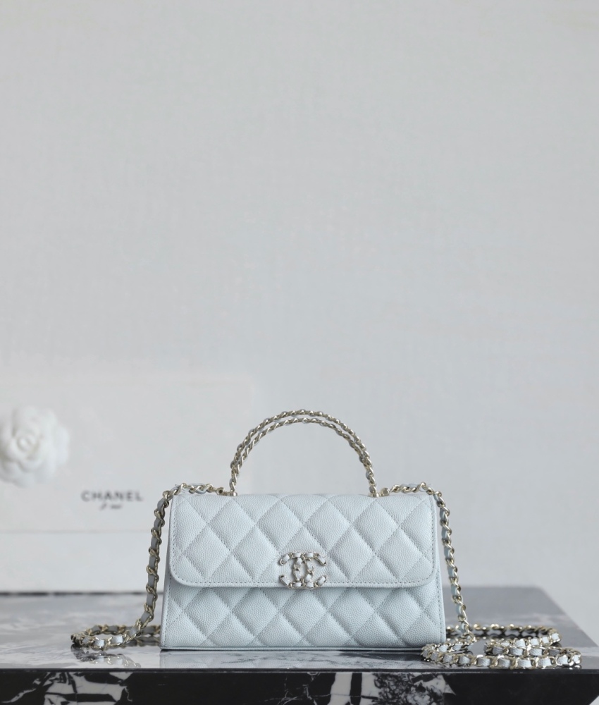 Chanel 25S Spring/Summer Cross Handle 𝖬𝗂𝗇𝗂𝖪𝖾𝗅𝗅𝗒Light Blue