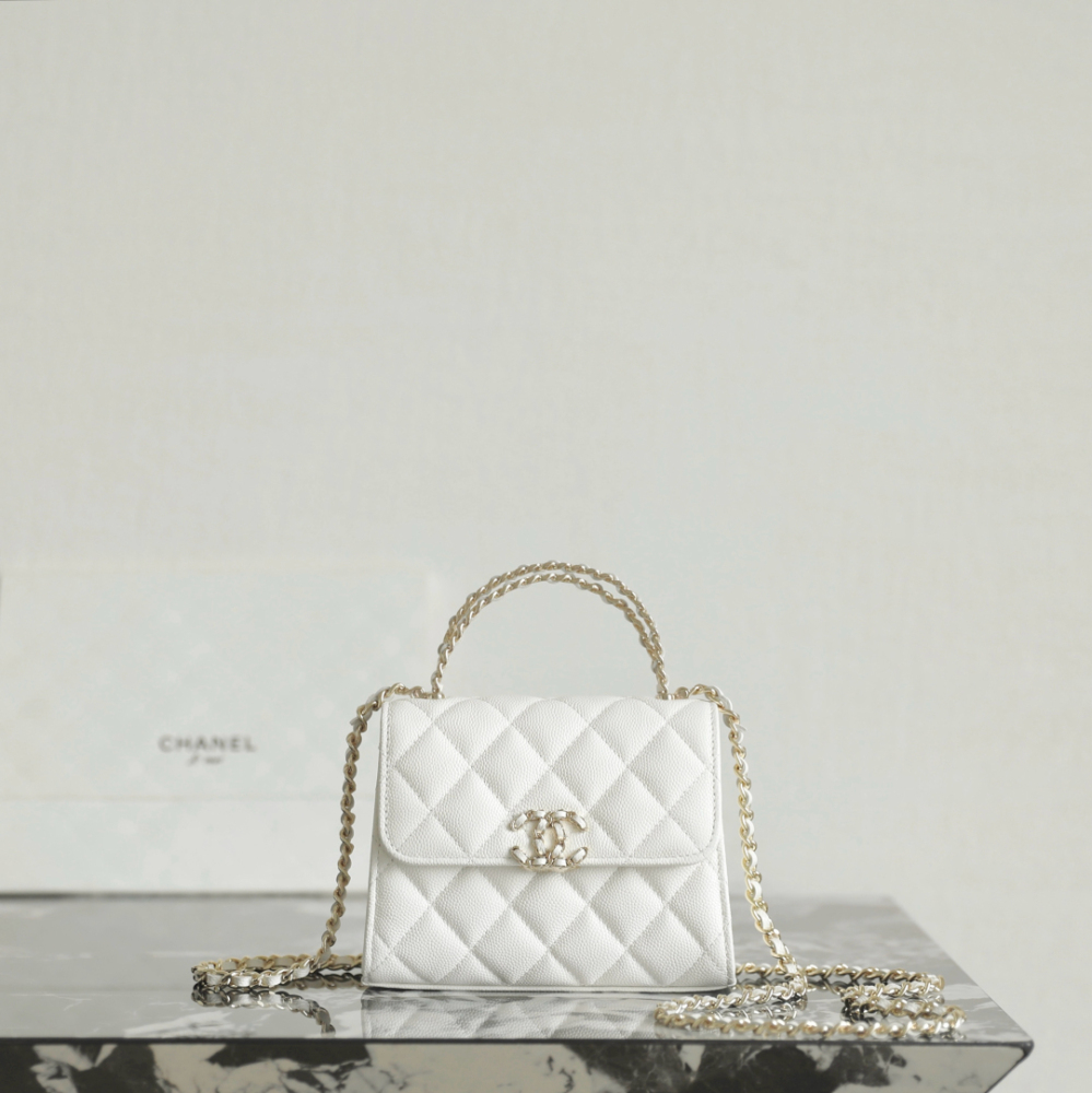 Chanel Spring/Summer 25S Vertical Cross-Handle Bag 𝖪𝖾𝗅𝗅𝗒White