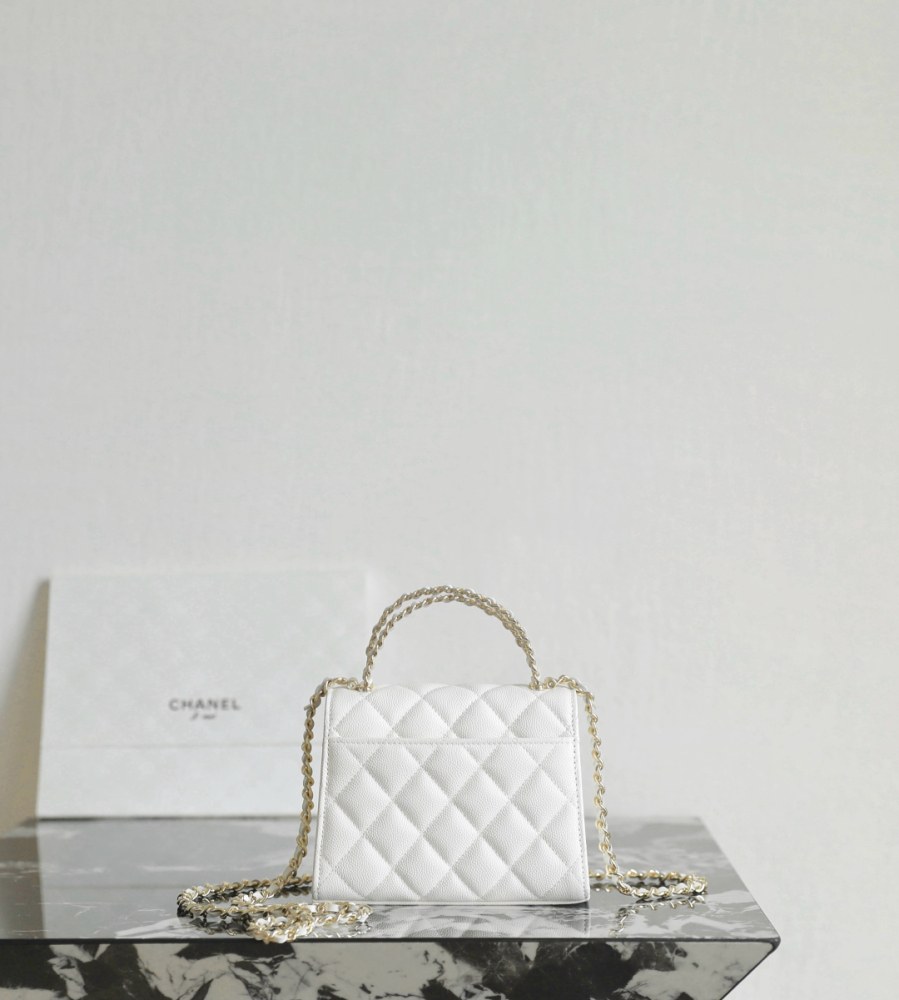 Chanel Spring/Summer 25S Vertical Cross-Handle Bag 𝖪𝖾𝗅𝗅𝗒White