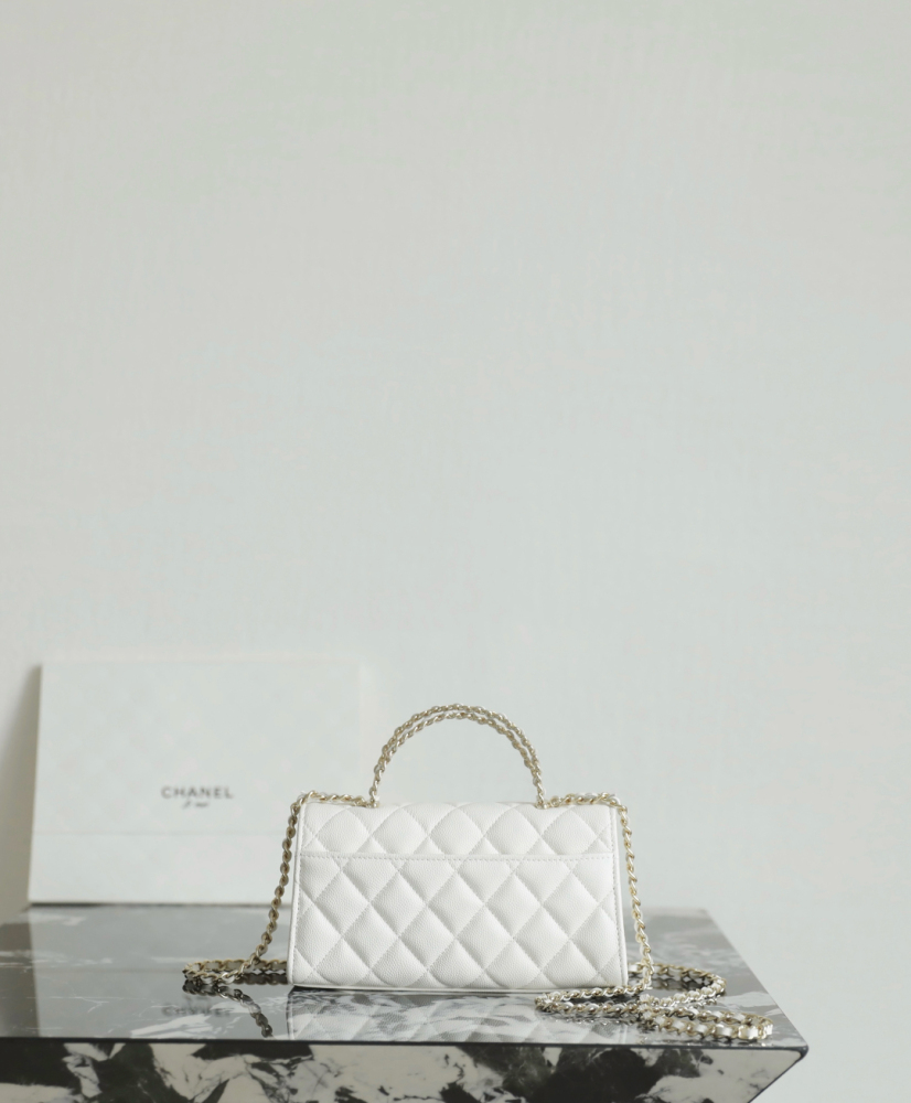 Chanel 25S Spring/Summer Cross Handle 𝖬𝗂𝗇𝗂𝖪𝖾𝗅𝗅𝗒 White