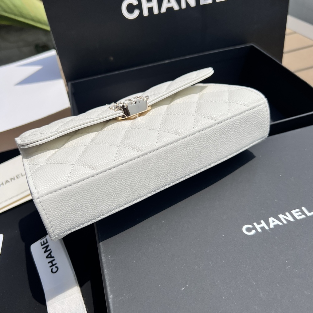 Chanel 23P Kelly Chain Bag