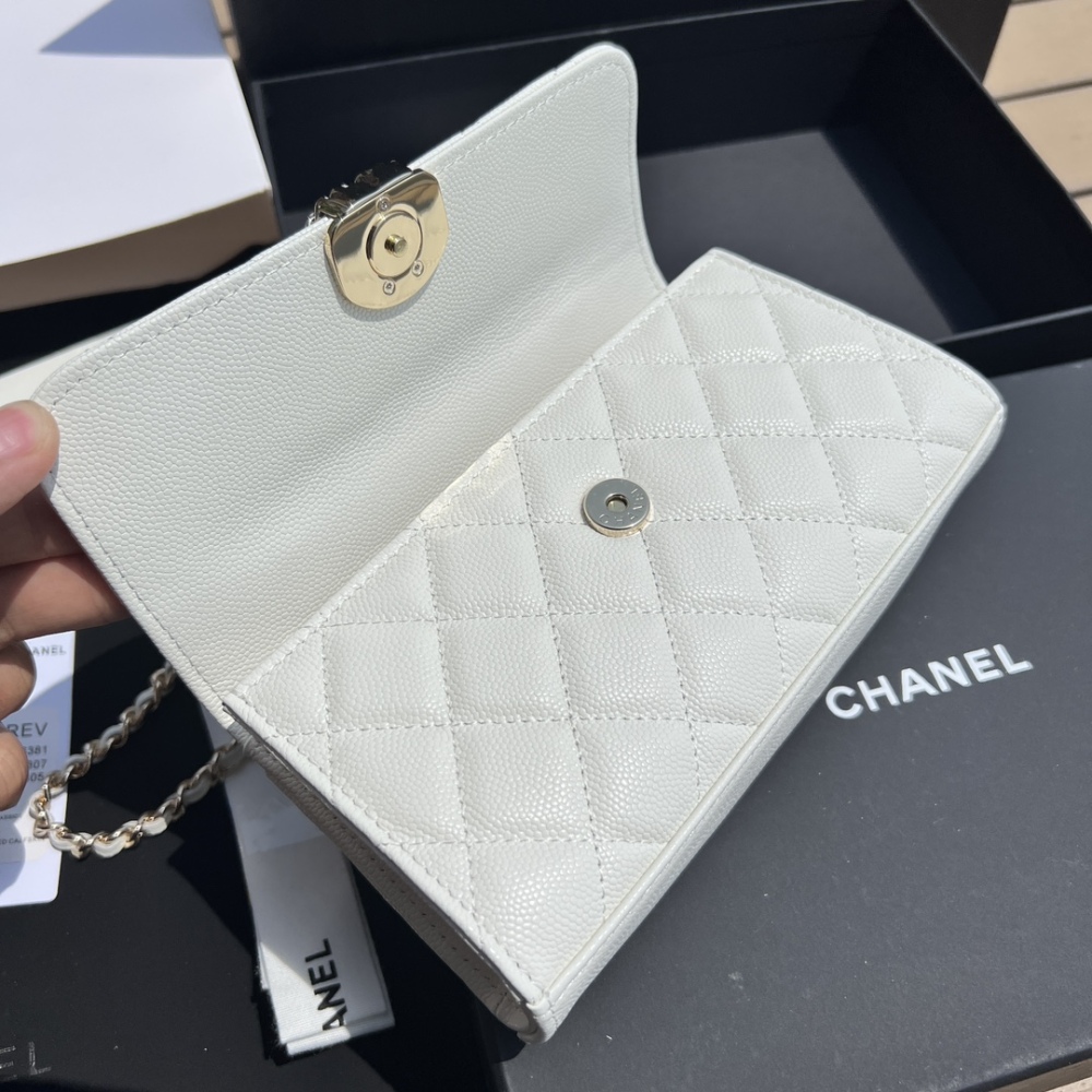 Chanel 23P Kelly Chain Bag