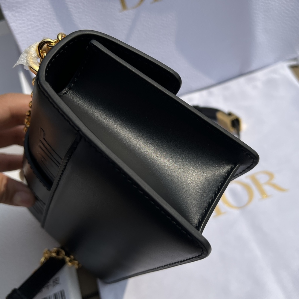Dior 30Montaigne East-west chain handbag
