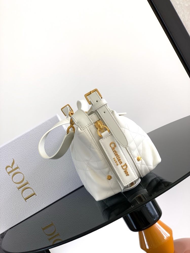 Dior D-Journey handbag