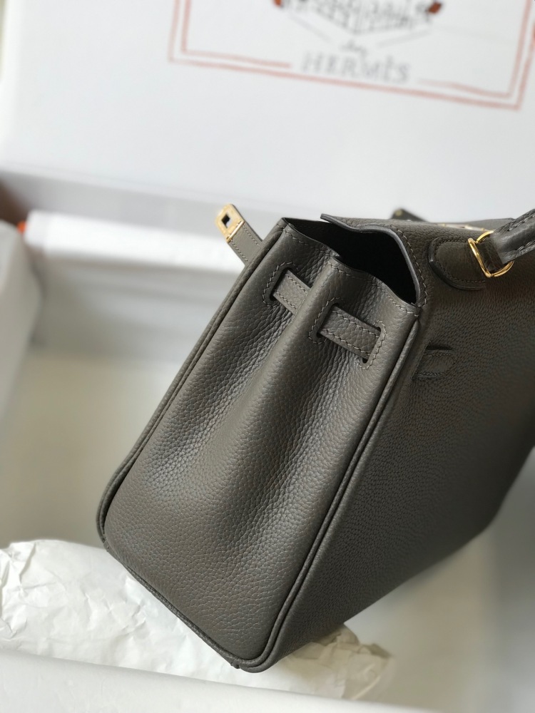 Hermès Kelly 28 bag