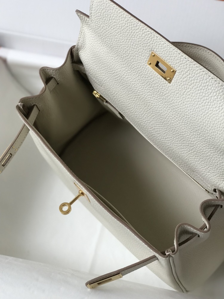Hermès Kelly 28 bag