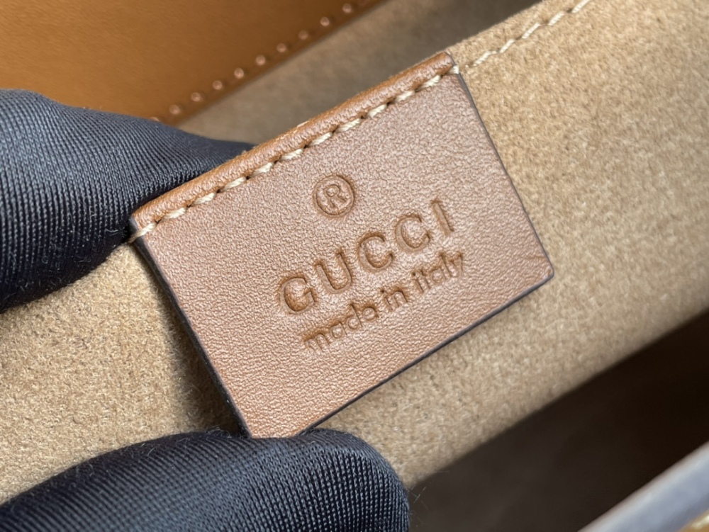 Gucci canvas bag