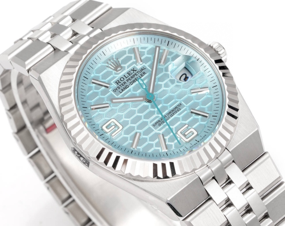 Rolex Oyster Perpetual Land-Dweller Reference M127336-0001