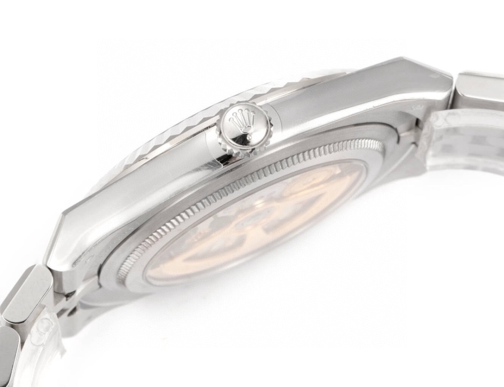 Rolex Oyster Perpetual Land-Dweller Reference M127336-0001