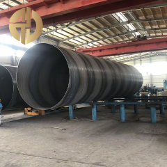 Tubo de aço soldado