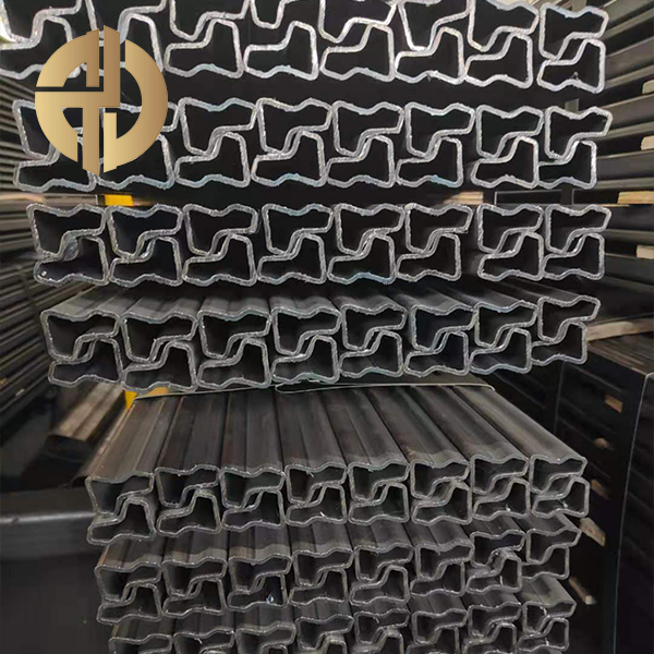Tubo de aço com formato especial