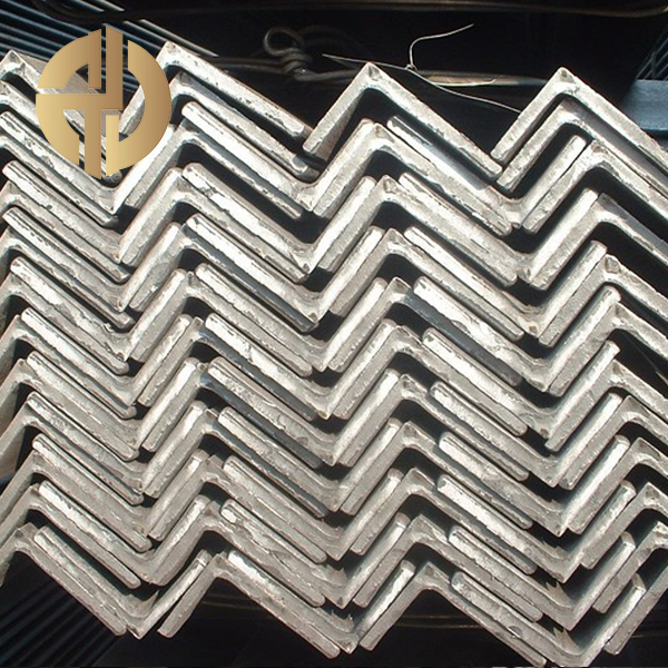 Aço de ângulo desigual