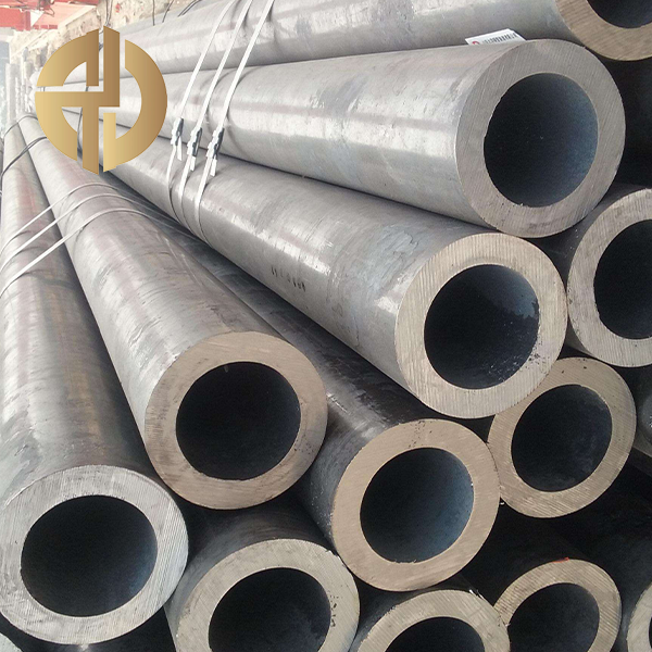 Tubos e canos de aço