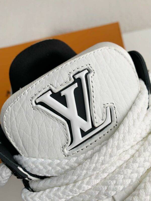 LOUIS VUITTON TRAINER