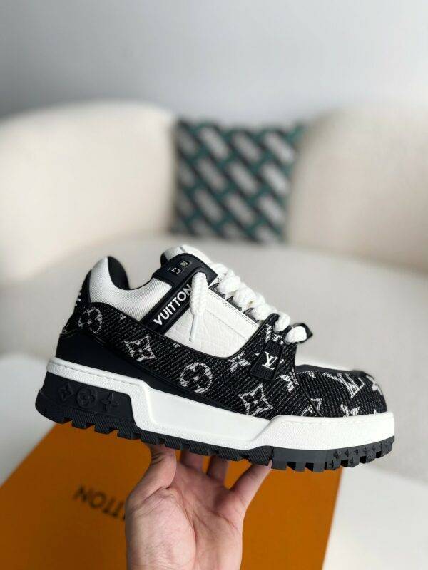 LOUIS VUITTON TRAINER