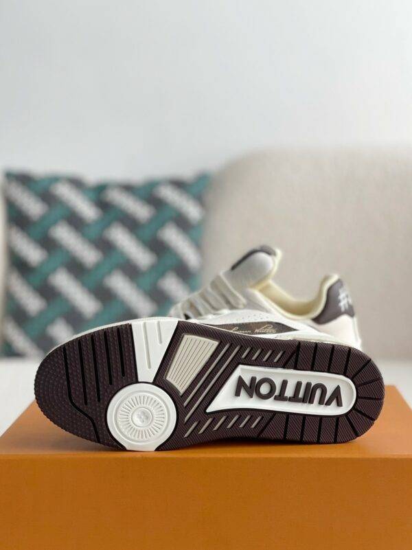 LOUIS VUITTON TRAINER SNEAKERS