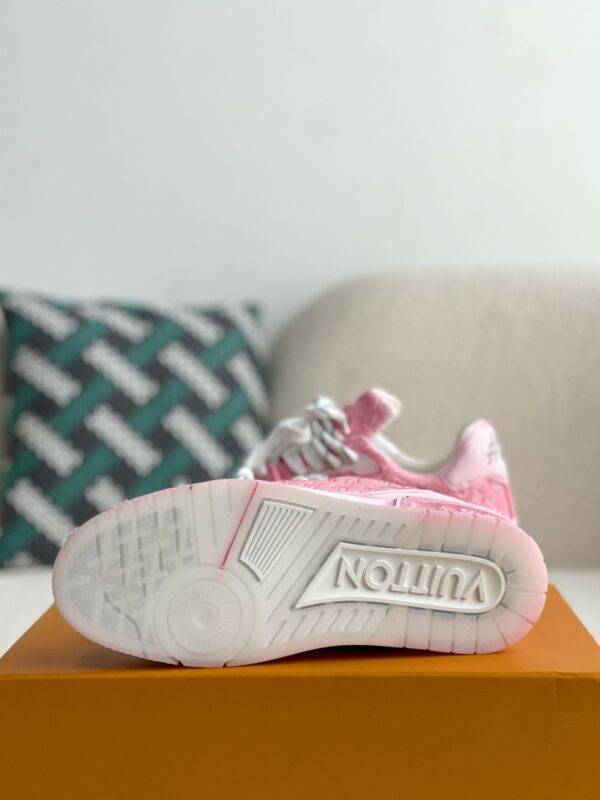 LOUIS VUITTON TRAINER SNEAKERS
