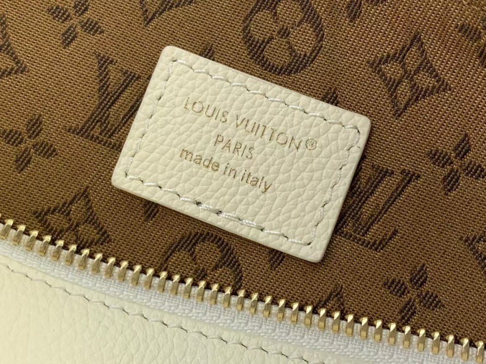 MULTIPASS Handbag