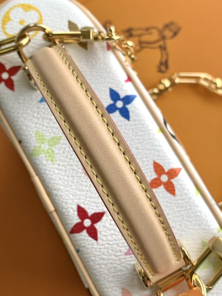 Vanity Chain Pouch