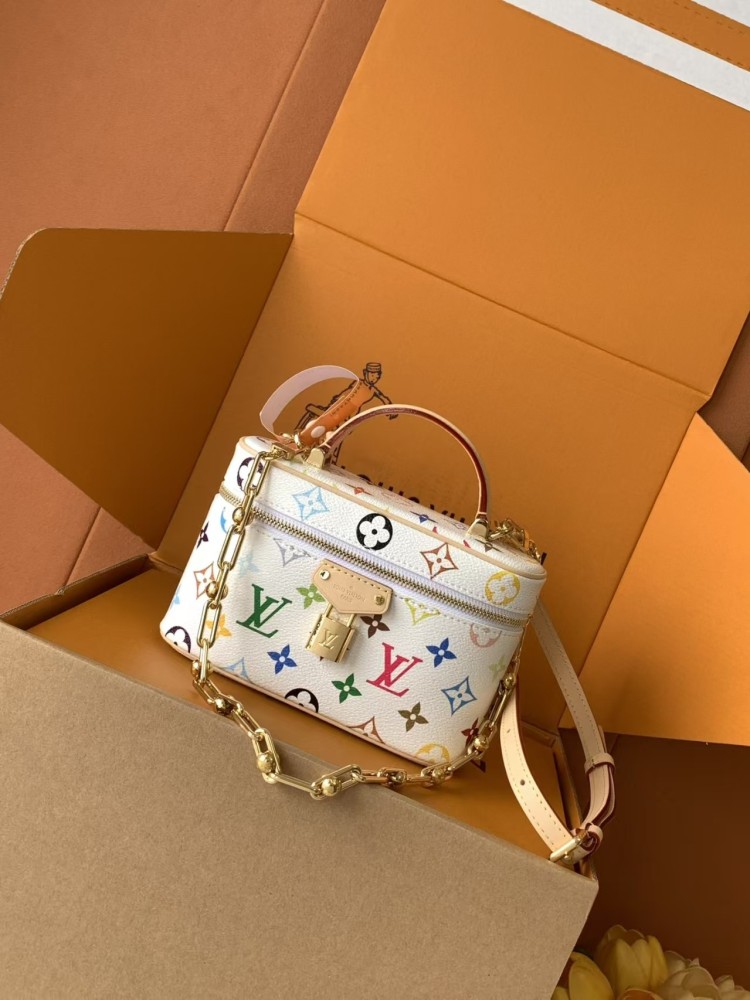 Vanity Chain Pouch