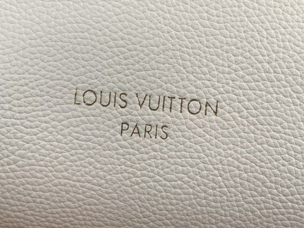 MULTIPASS Handbag
