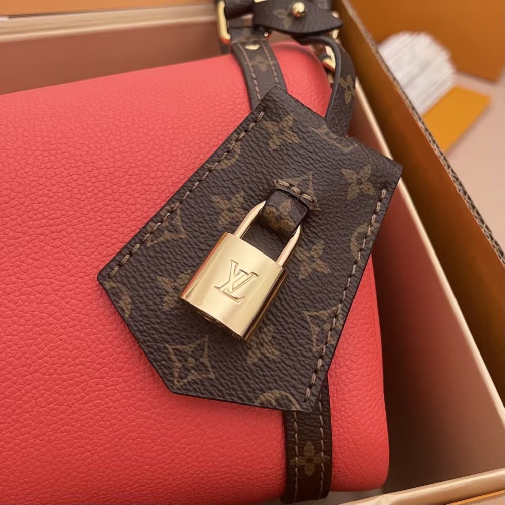 EXPRESS Small Handbag