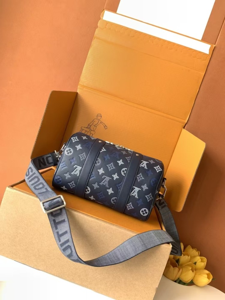 City Keepall bag