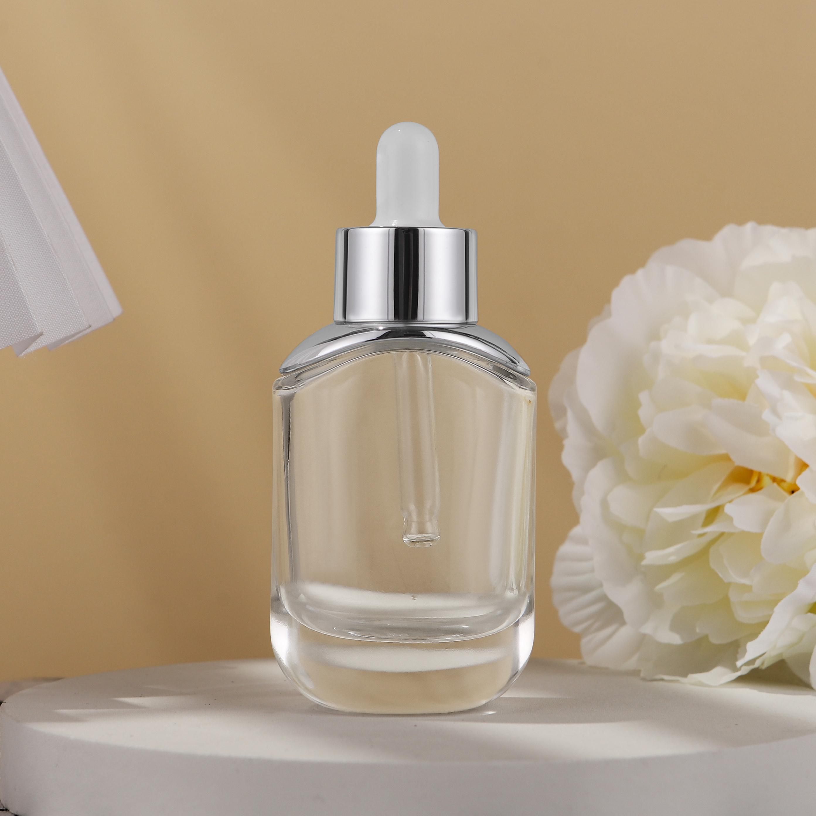 ESSENTIAL OIL BOTTLE