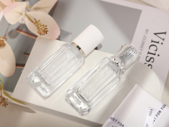 FOUNDATION BOTTLE