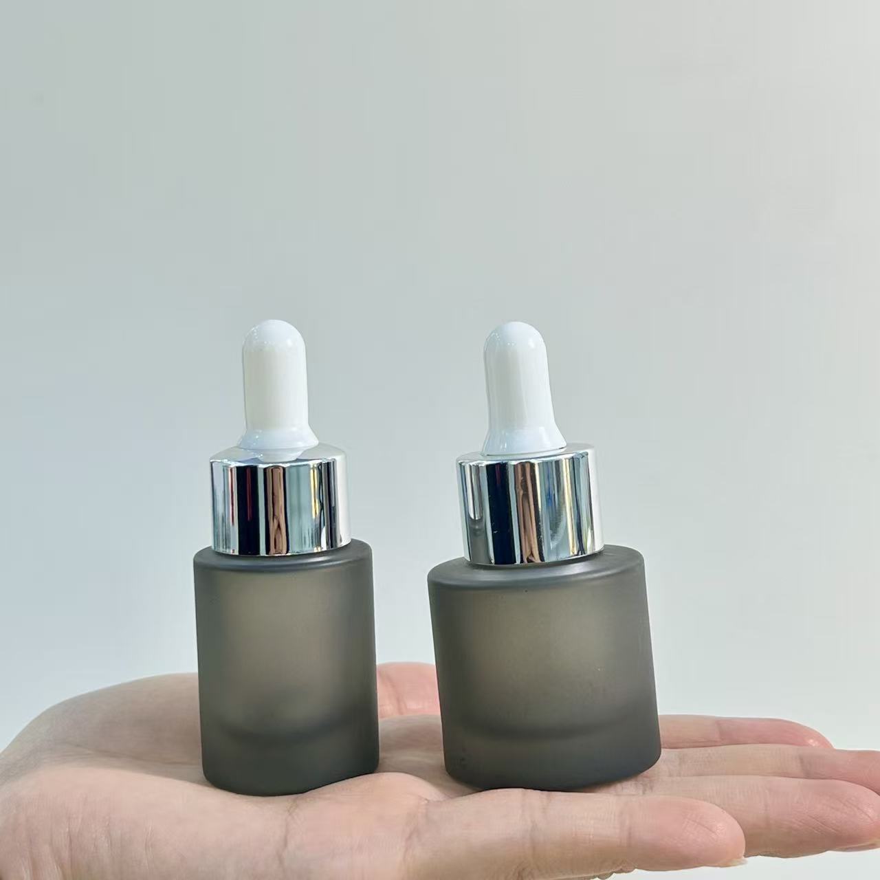 ESSENTIAL OIL DROPPER BOTTLE