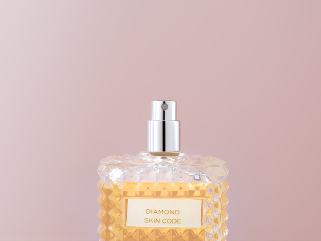 PERFUME BOTTLE