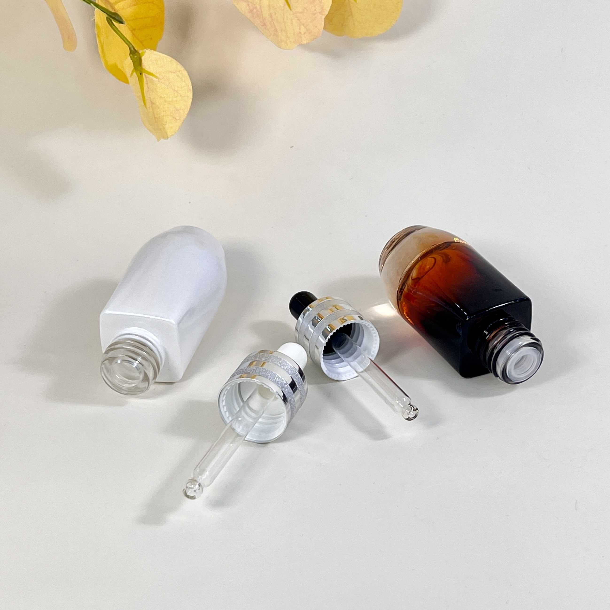 ESSENTIAL OIL DROPPER BOTTLE