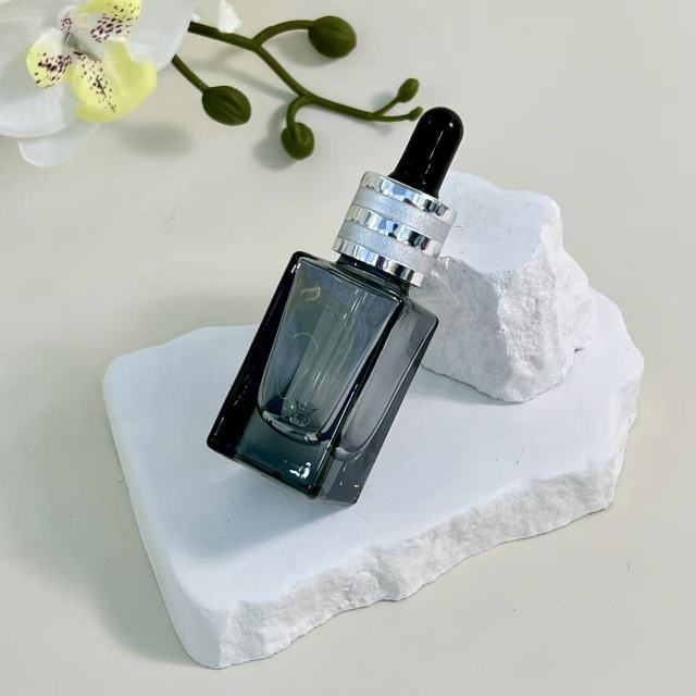 ESSENTIAL OIL DROPPER BOTTLE