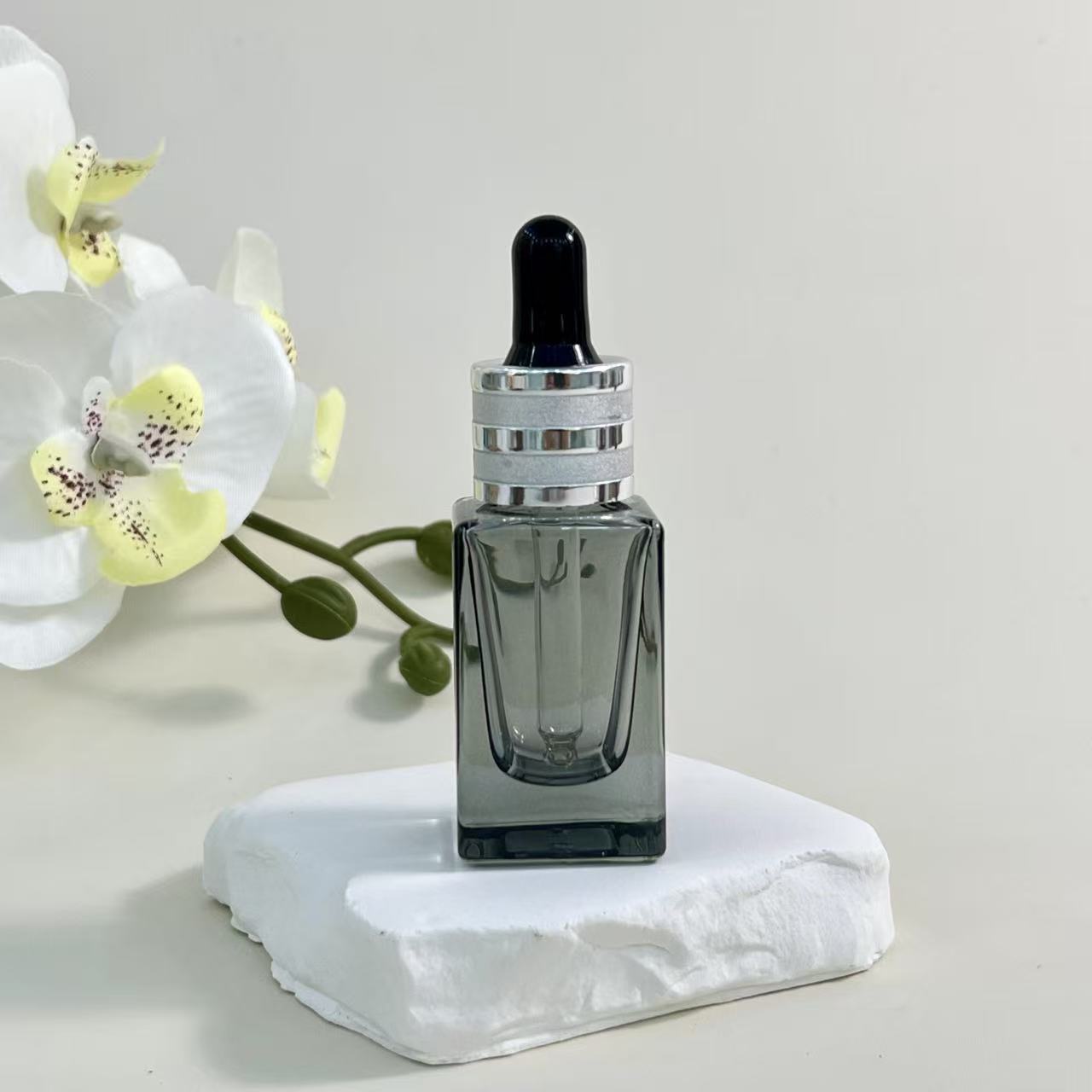 ESSENTIAL OIL DROPPER BOTTLE