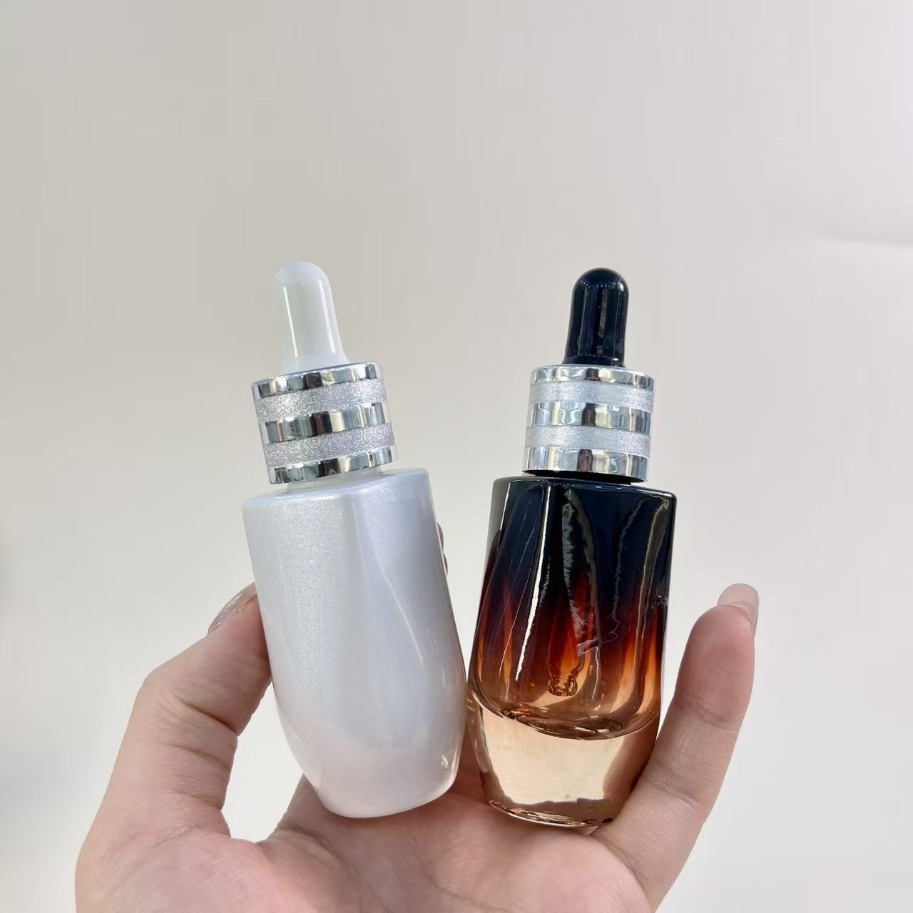 ESSENTIAL OIL DROPPER BOTTLE
