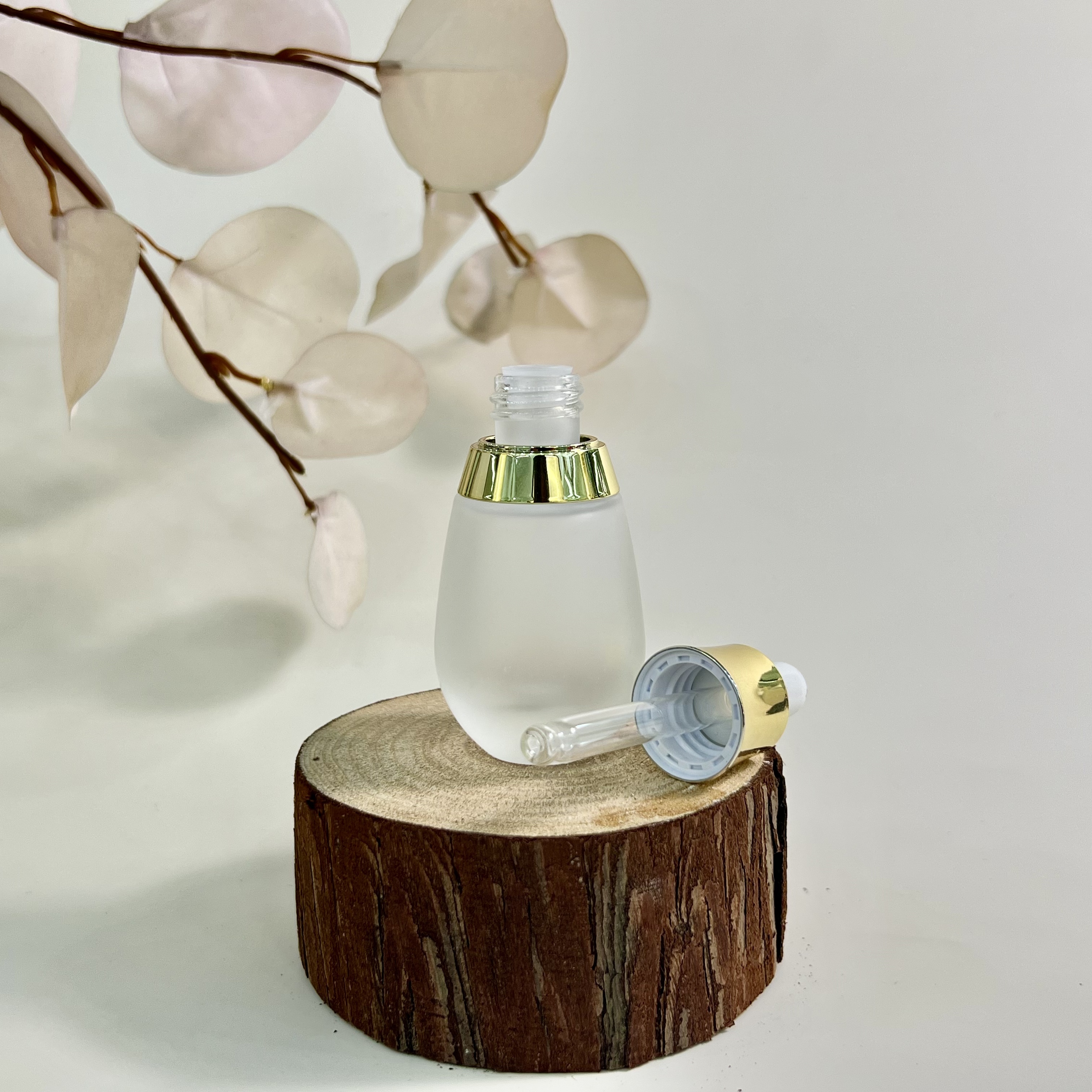 ESSENTIAL OIL DROPPER BOTTLE