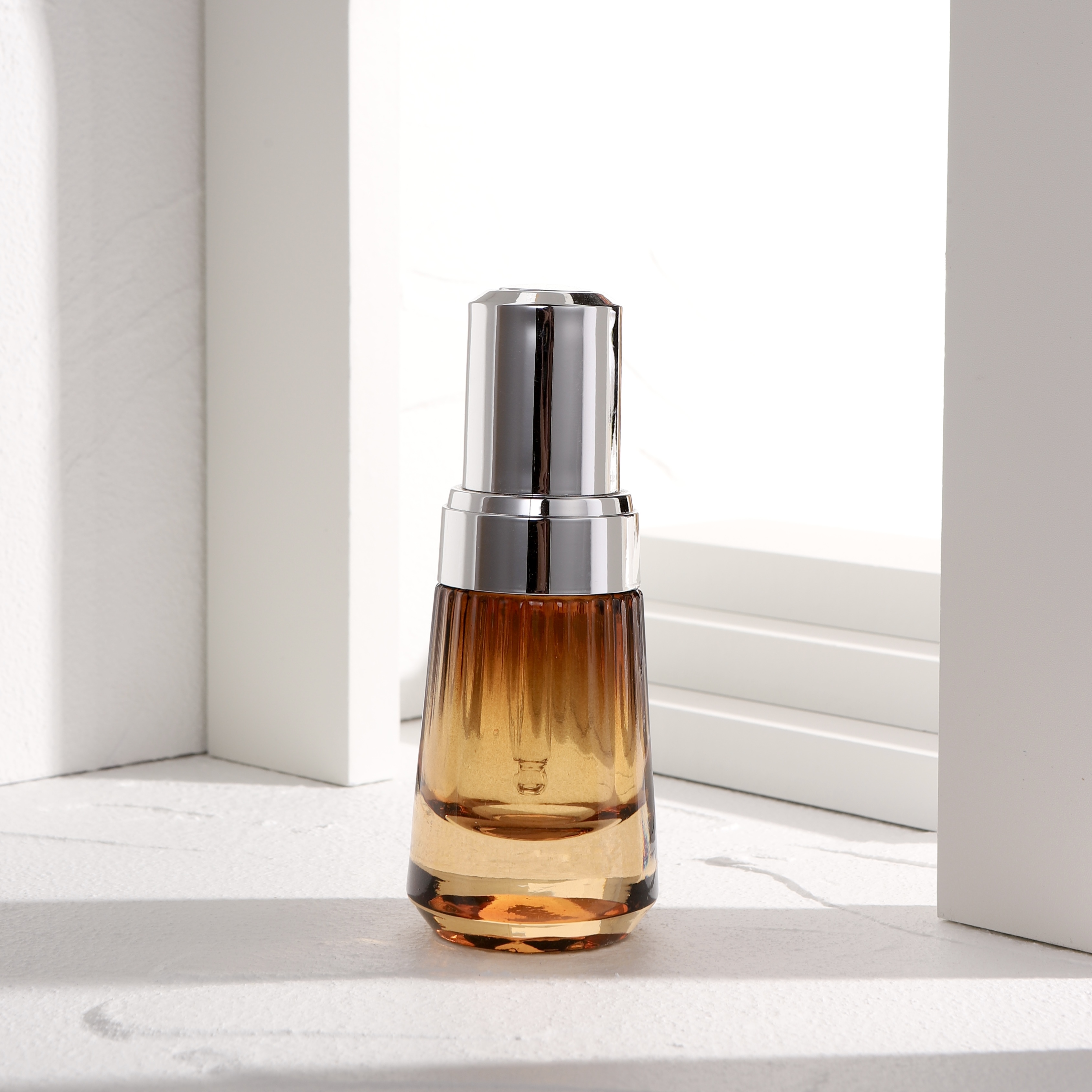 ESSENTIAL OIL DROPPER BOTTLE
