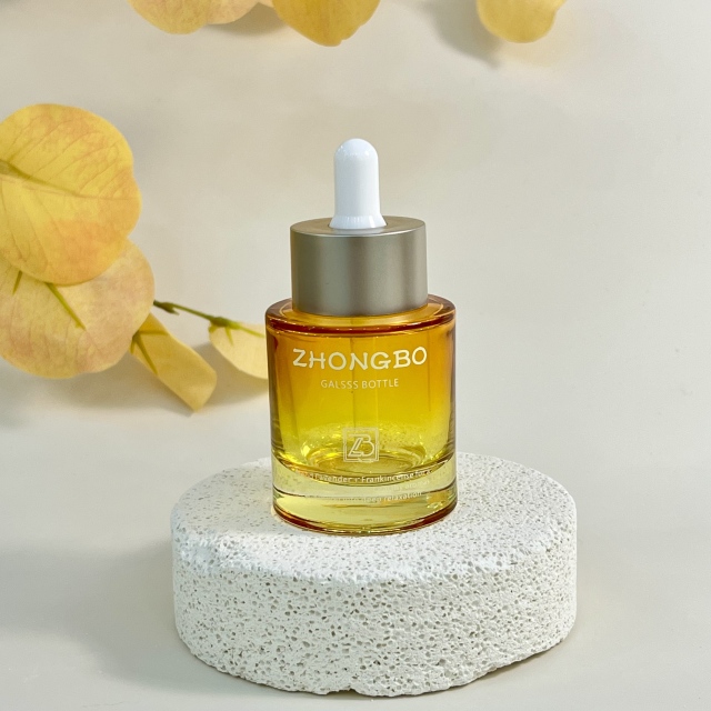ESSENTIAL OIL DROPPER BOTTLE
